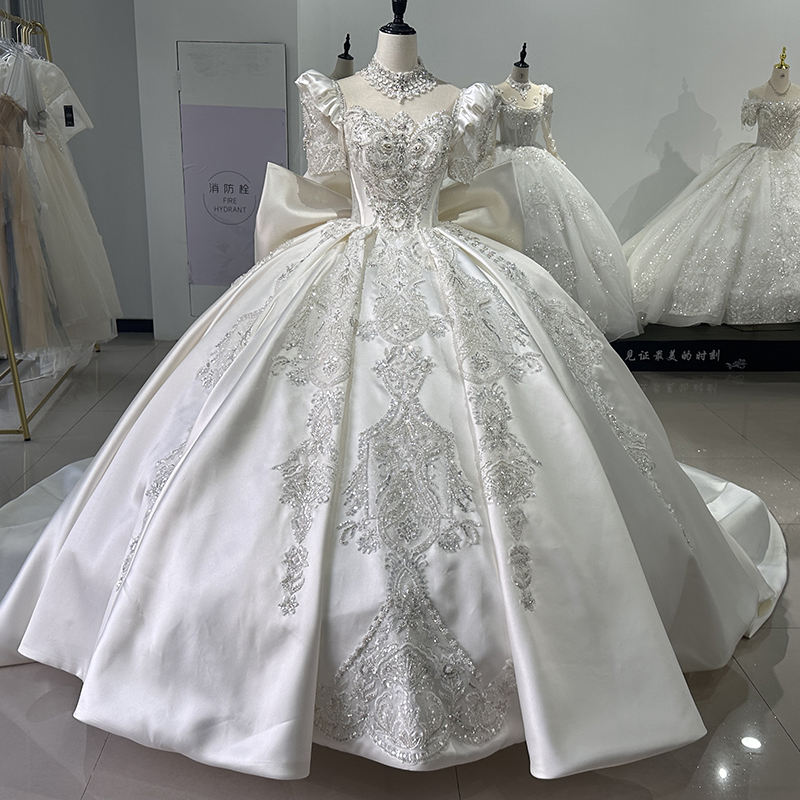 Elegant Bow Satin Puff Sleeve Ball Gown Wedding Dresses